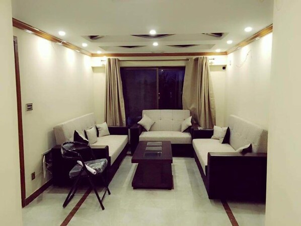 Lobby - Pak Guest House G-8 (Islamabad)