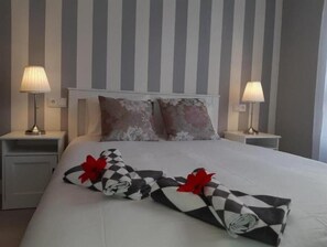 5 bedrooms, WiFi, bed sheets - Apartment San Carlos Alicante (Alacant)