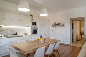 4 bedrooms