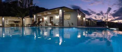 別墅 | 4 間睡房、免費嬰兒床