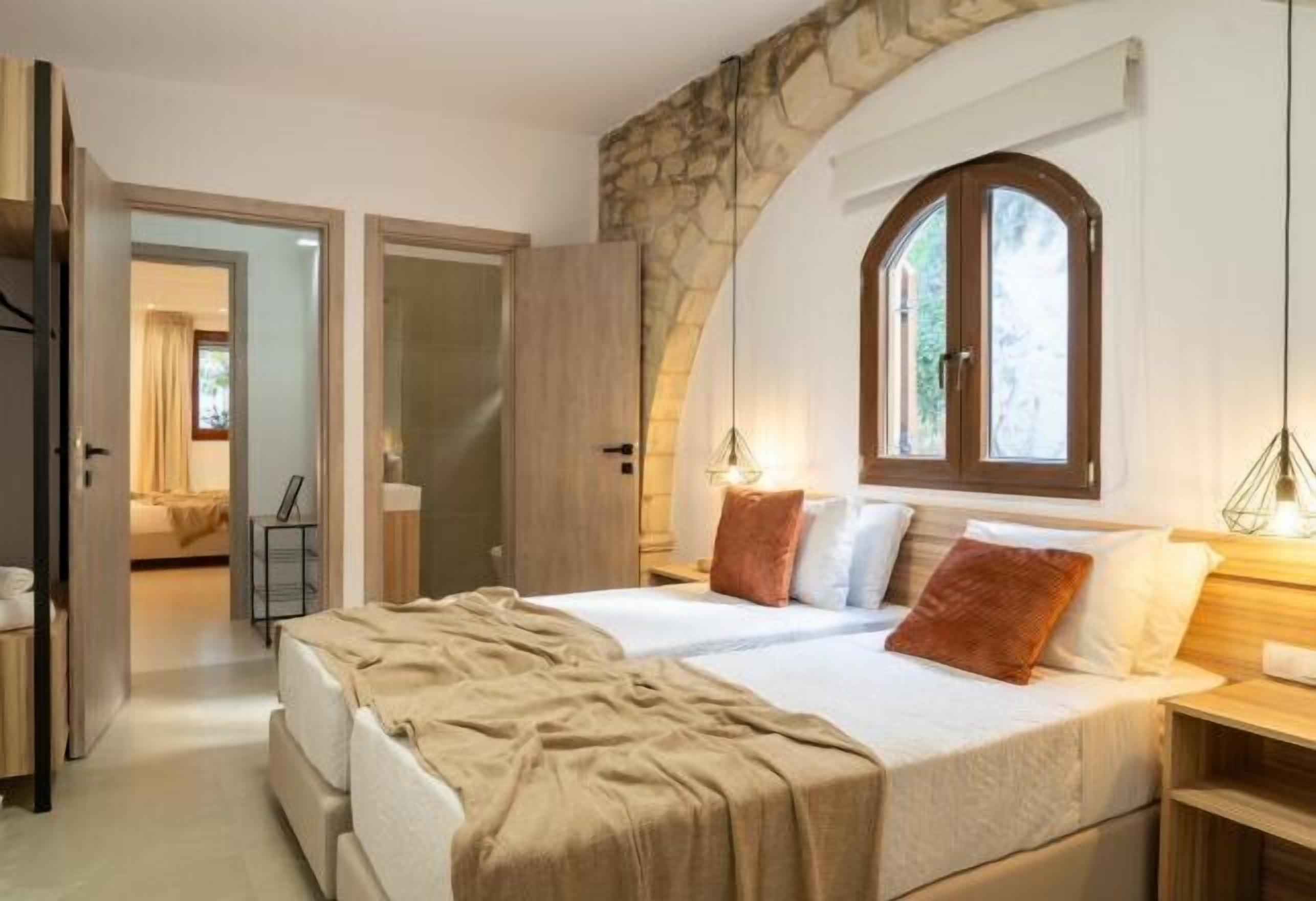 4 bedrooms