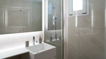 Apartment | Bathroom