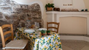 Villa | 4 bedrooms - Villa Il Casale Onifai Intera (Onifai)