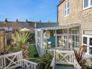 Property grounds - Cove Cottage Hideaway (Portland)