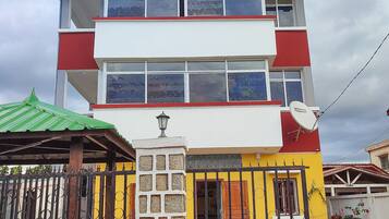 Bagian depan properti