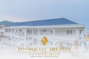 Front of property - The Va Phuket Patong (Patong)