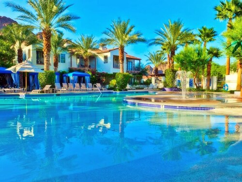 Legacy Villas 2Br: PERFECT Spot w/Hotel Luxuries