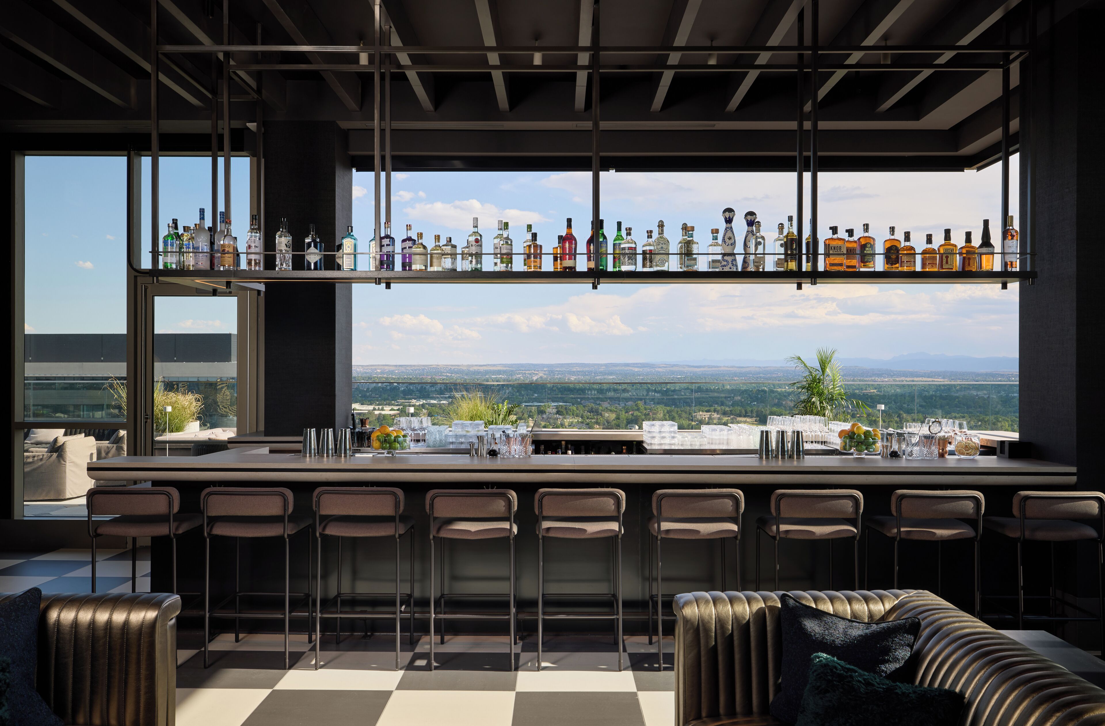 Bar (in der Unterkunft)