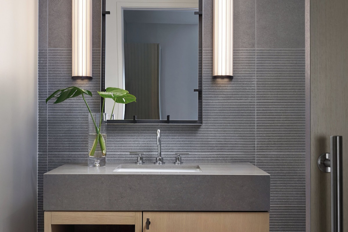 Suite (Penthouse) | Italienske Frette-laken, sengetøy av topp kvalitet og minibar