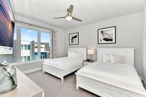 3 bedrooms, in-room safe, iron/ironing board, travel crib