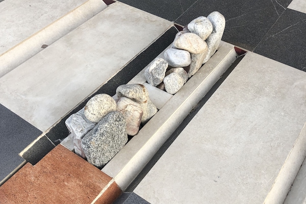 Vista frontal de la propiedad