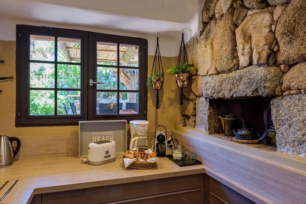 Luxury Villa, 4 Bedrooms, Private Pool (Villa Casa Alma) | Private kitchen | Fridge, microwave, oven, stovetop