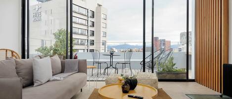 Televisio, työhuone