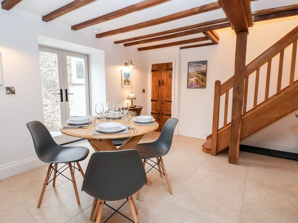 Dining - Rockhill Farmhouse (Craven Arms)