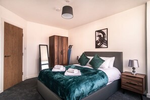 1 soverom, strykejern/-brett, wi-fi og sengetøy