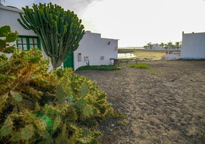 الم�نطقة المحيطة بالمنشأة