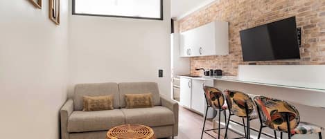 TV, offices