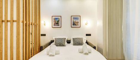 2 camere, una scrivania, ferro/asse da stiro, Wi-Fi