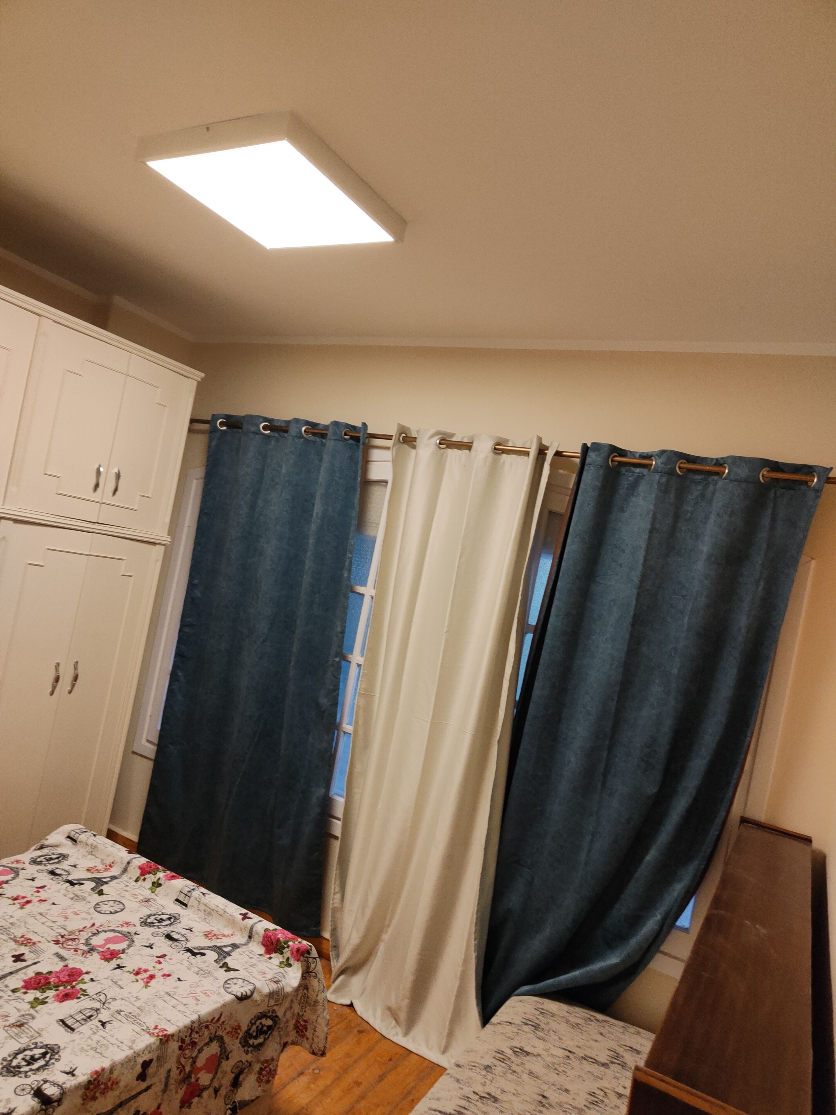2 slaapkamers, een strijkplank/strijkijzer, wifi, beddengoed