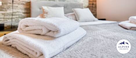 2 chambres, Wi-Fi gratuit, draps fournis