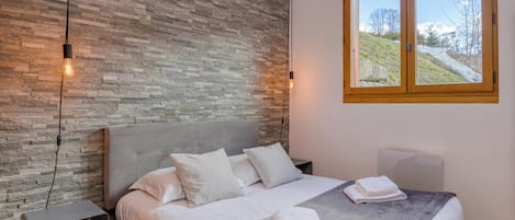 2 chambres, accĂšs au Wi-Fi (inclus), literie fournie