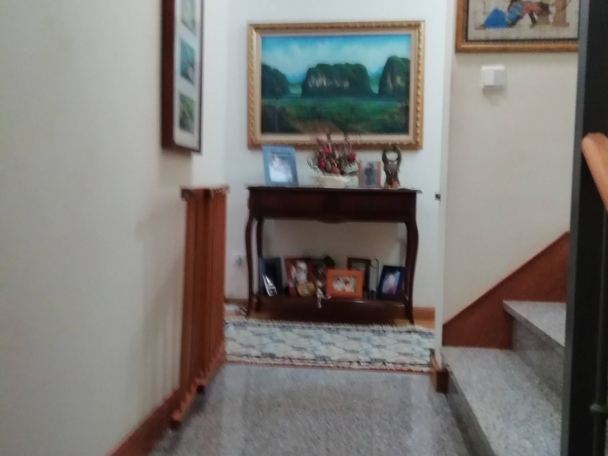 Zimmer, 1 Schlafzimmer, Balkon, Stadtblick | Flur
