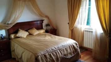 Room, 1 Bedroom, Balcony, City View | 1 bilik tidur