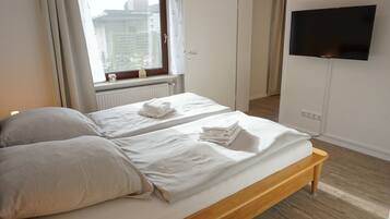 1 Schlafzimmer, Schreibtisch, Reisekinderbett, kostenloses WLAN