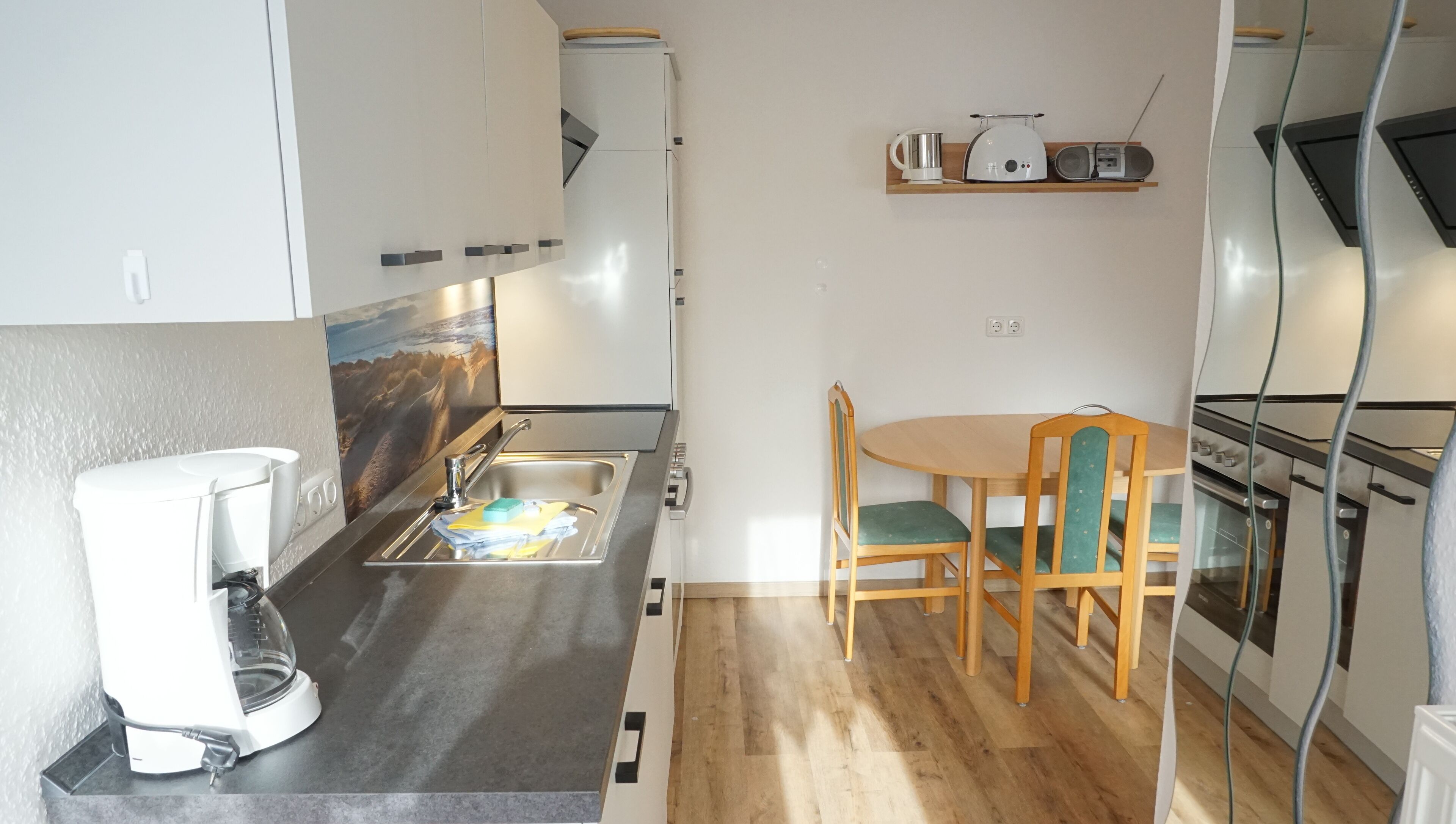 Kühlschrank, Ofen, Herdplatte, Geschirrspüler