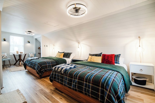 Two Queen bedroom loft