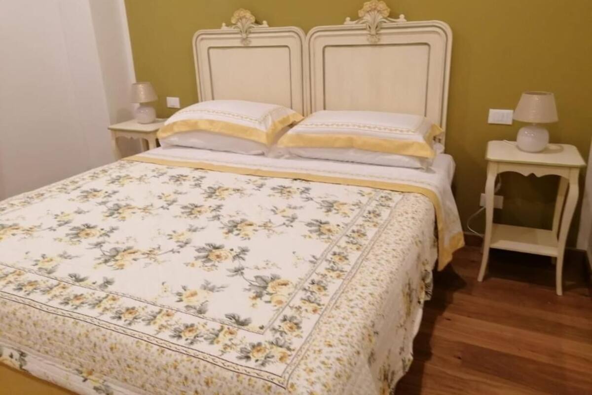 Draps italiens Frette, literie de qualité supérieure, bureau