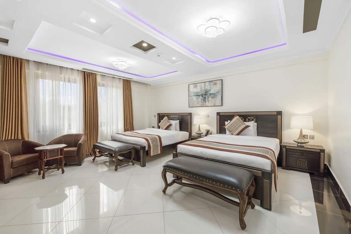 1 bedroom, desk, laptop workspace, free WiFi