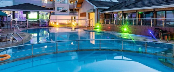 Outdoor pool - Esiankiki Resort & Spa (Nanyuki)