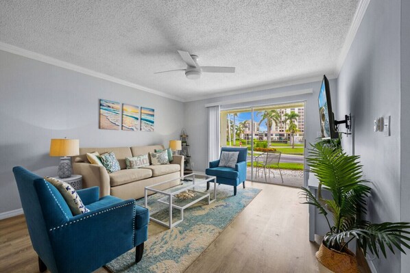 TV - Vista Verde East 8-164 (Isla Del Sol)