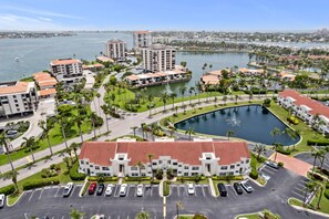 Exterior - Vista Verde East 8-164 (Isla Del Sol)