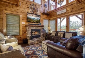 Smart-TV, peis, videospill og fotballspill