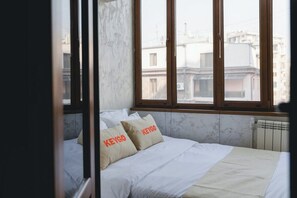 1 habitación, tabla de planchar con plancha, wifi y ropa de cama 
