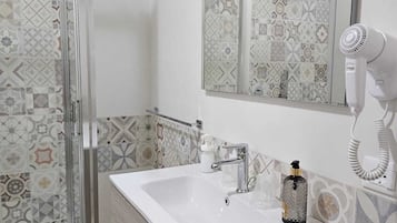 Comfort Room | Bathroom