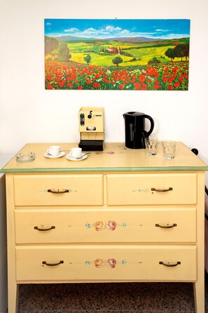 Strykejern/-brett og sengetøy