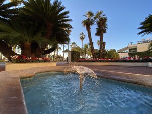 Pool - Henri IV / MES1112 / 2P (Cannes)