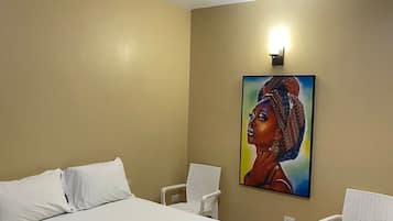 1 habitación, tabla de planchar con plancha, wifi y ropa de cama