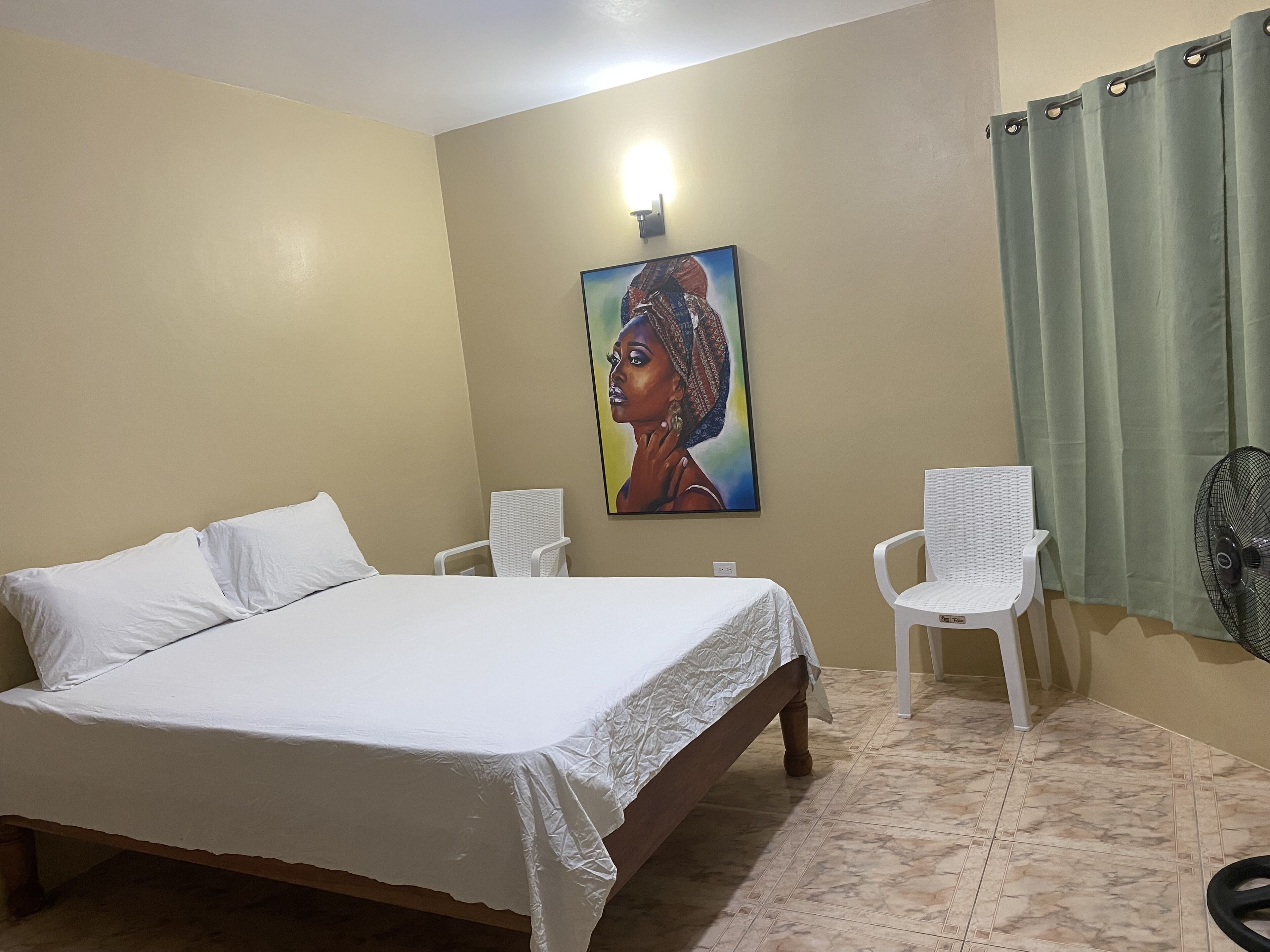 1 soverom, strykejern/-brett, wi-fi og sengetøy