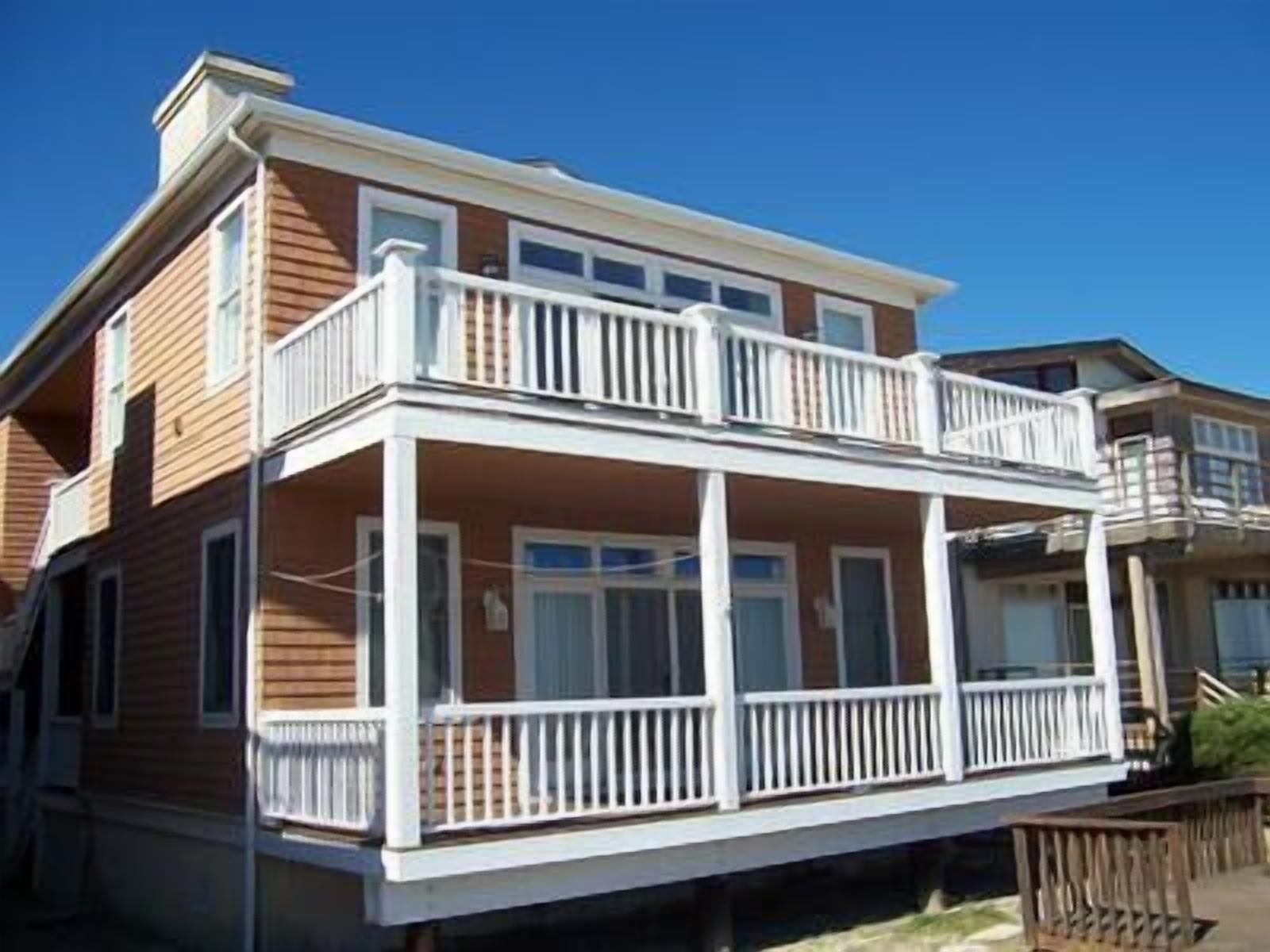 4 bedroom 2.5 bath updated condo!