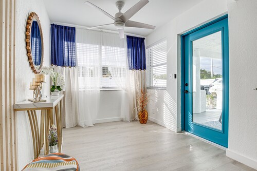 Fort Lauderdale Duplex ~ 6 Mi to Los Olas Beach!