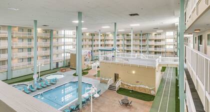 Walk to Beach: Hilton Head Resort Condo w/ Pools!