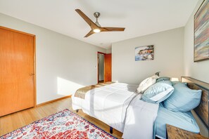 Interior - Quaint Renton Home ~ 15 Mi to Downtown Seattle! (Renton)