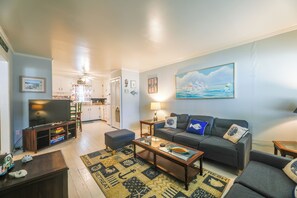 Apartment (2 Bedrooms) | Front of property - Walk to Beach & Boardwalk! Coastal Ocean City Stay (Ocean City)