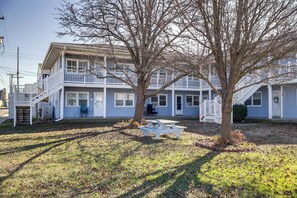 Apartment (2 Bedrooms) | Interior - Walk to Beach & Boardwalk! Coastal Ocean City Stay (Ocean City)