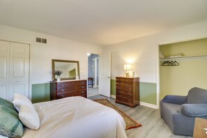 Cottage (2 Bedrooms) | Interior