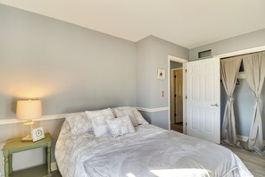 Cottage (2 Bedrooms) | Interior